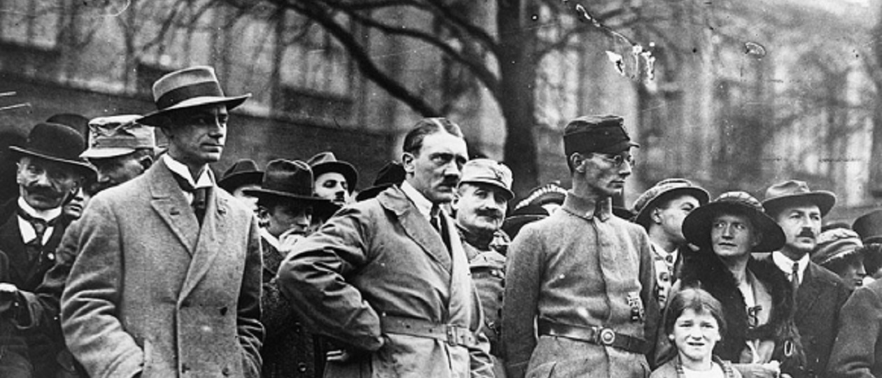 Hitler-1923.jpg
