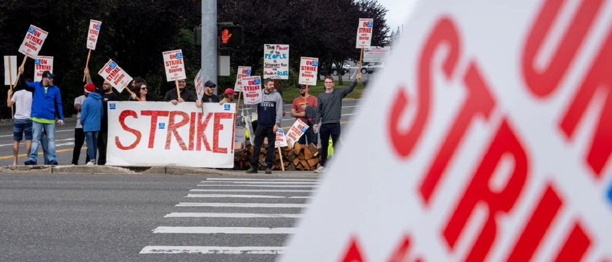 Boeing-strike.jpg