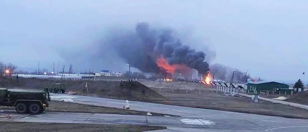 Russian-air-base-attack-Ukraine-SU-30.jpg