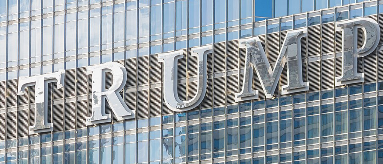 Trump-legal.jpg