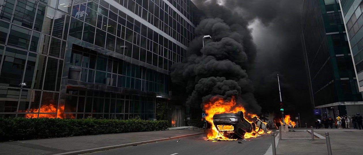 Paris-Car.jpg